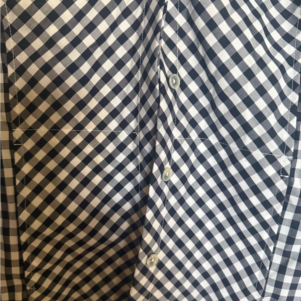 Hinson WU blouse
. - Picture 4 of 6